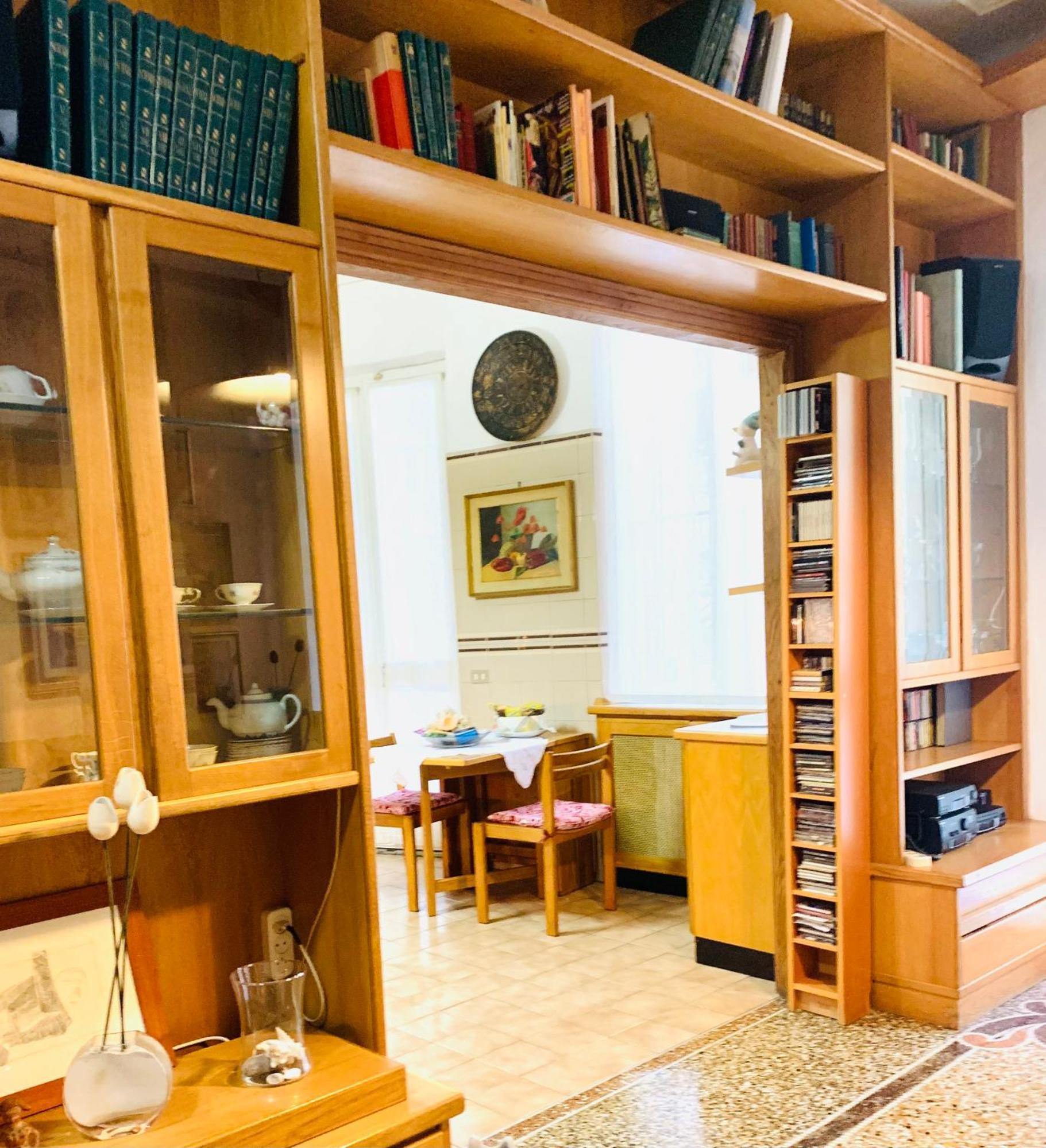 A Due Passi Dal Centro 2 Camere Matrimoniali Wifi Genoa Bagian luar foto
